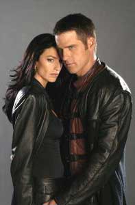 Ils sont  trop mignon tous les 2!!!!!!!! c'est ma photo préféré de ce p'tit couple.